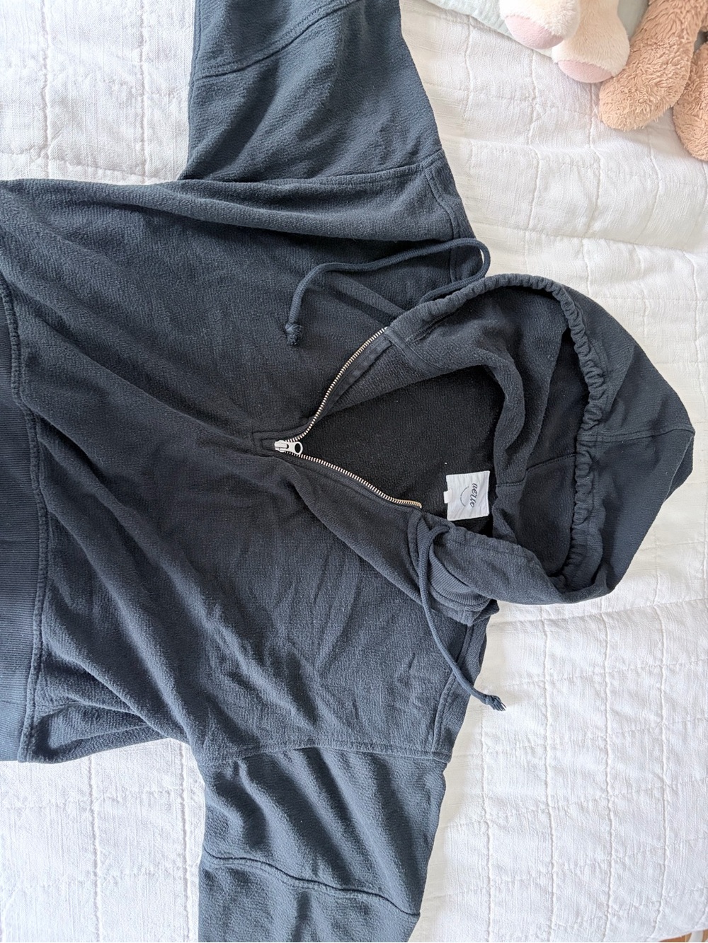 aerie Men's Charcoal Gray Half-Zip Hoodie